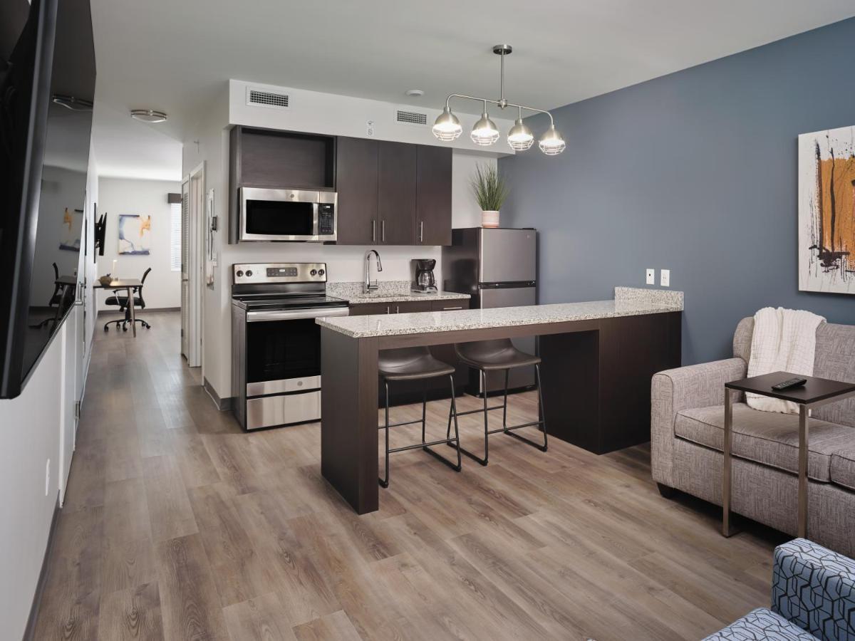 Stayapt Suites Greenville-Haywood Mall Eksteriør billede